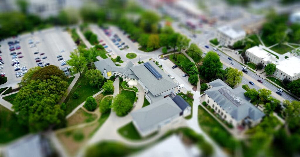 Säästäminen - Miten AI muuttaa rahankäyttöäsi? Lue, kuinka tekoäly voi tehostaa säästämistäsi