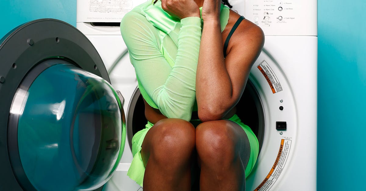 Osakemarkkinat - Markkinakatsauksen Voima: Kuinka Se Muokkaa Sijoitusstrategioita ja Liiketoimintapäätöksiä