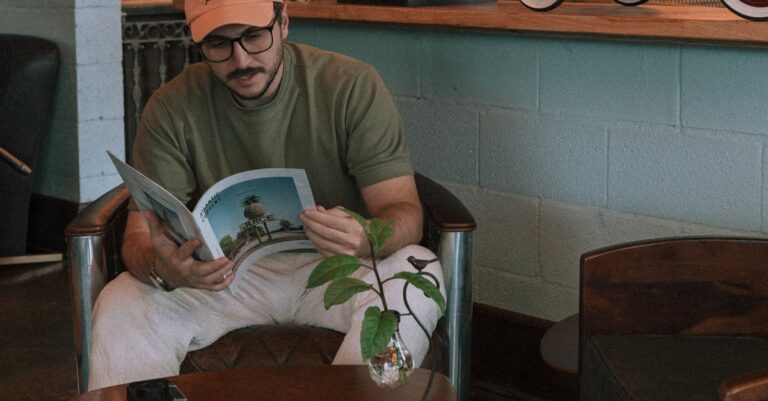 Sijoittaminen - Warren Buffett -osakkeiden salaisuudet: Näin hyödynnät sijoituslegendan strategioita