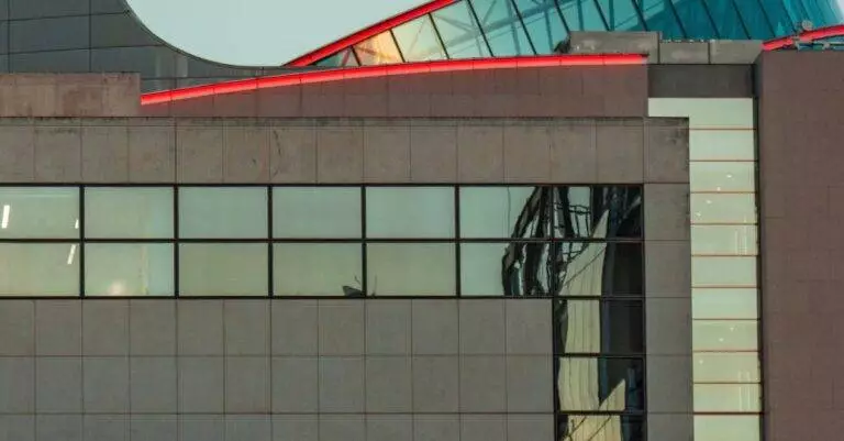 Talousmarkkinat - Dow Jones Futuurit ja Öljykauppa: Tiekartta Sijoittajille Markkinoiden Uudessa Normaalissa